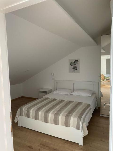Apartments Vala Grebaštica Eksteriør bilde