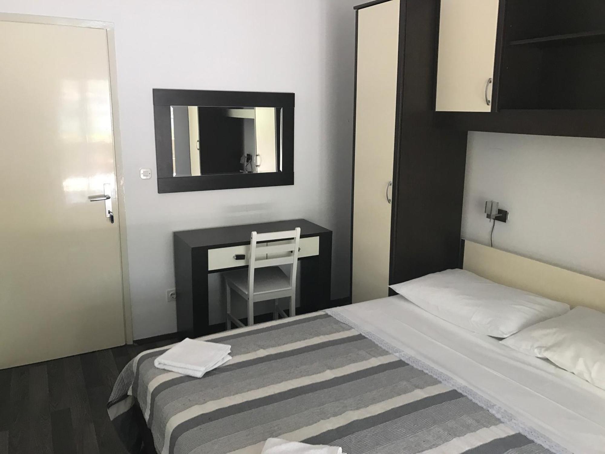 Apartments Vala Grebaštica Rom bilde